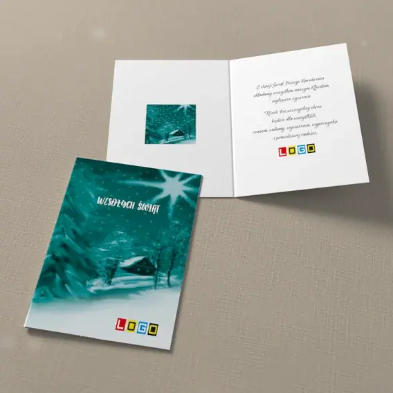 Kartka świąteczna z logo BN1-081 Domek obok wielkiej jodły, widok ogólny