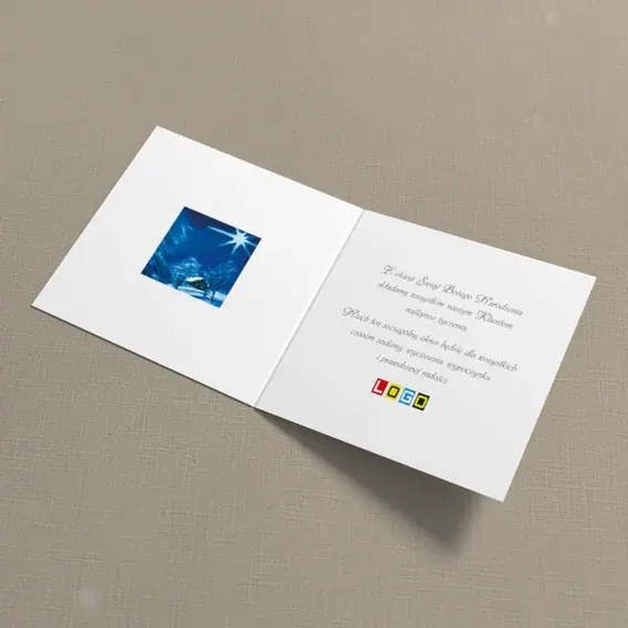 Kartka świąteczna z logo BN2-018 Domek wśród białych drzew, wnętrze