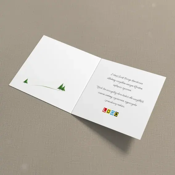 Kartka świąteczna z logo BN2-088 Zimowy deseń za świerkiem, wnętrze