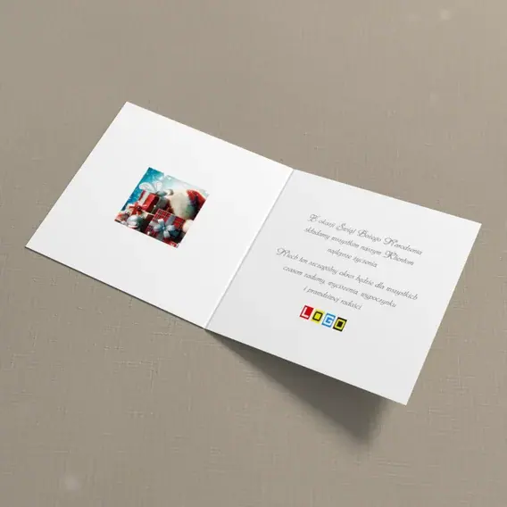 Kartka świąteczna z logo BN2-541 Paczki pod śnieżną kurtyną, wnętrze