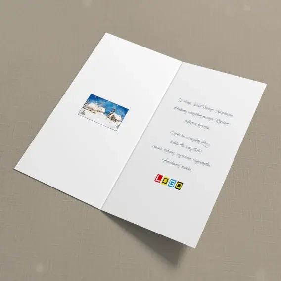 Kartka świąteczna z logo BN3-126 Chaty w świetle okien, wnętrze
