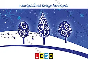 Trio owalnych koron z białymi spiralami i paciorkowymi girlandami na wzgórzu, nad nimi nocne niebo