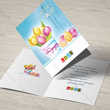 Kępy tulipanów przy deskach, tył